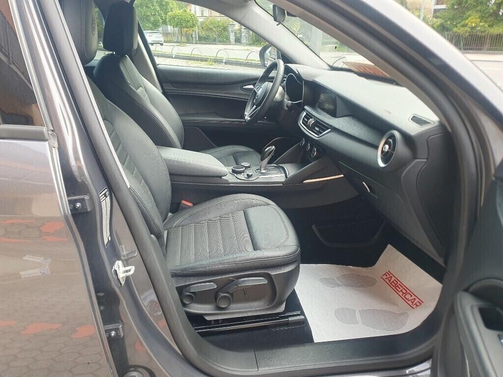 Alfa Romeo Stelvio 2.2 Turbodiesel 190 CV AT8 Q4 Executive Pompa olio nuova