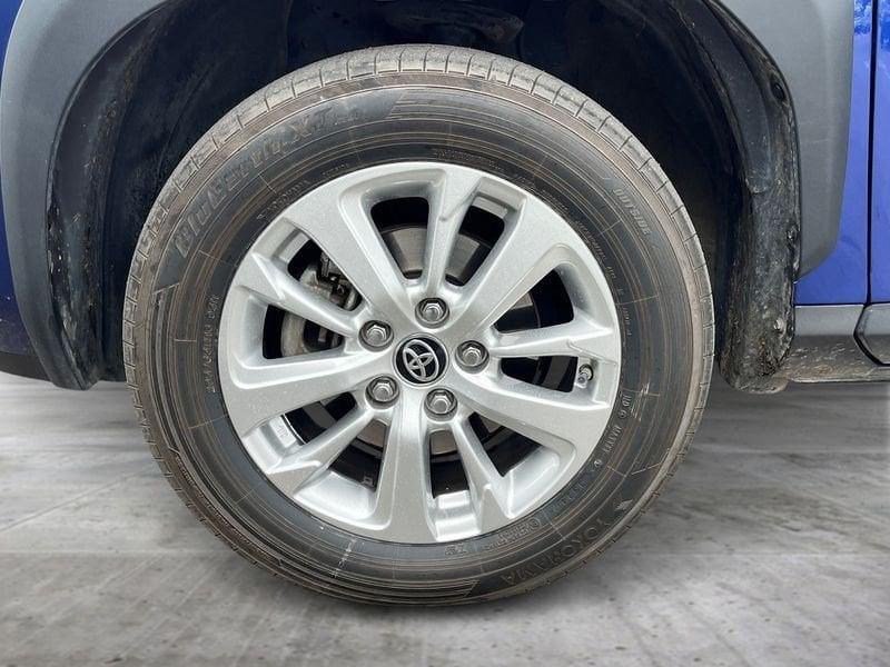 Toyota Yaris Cross Yaris Cross 1.5h Active fwd 116cv e-cvt IVA ESPOSTA