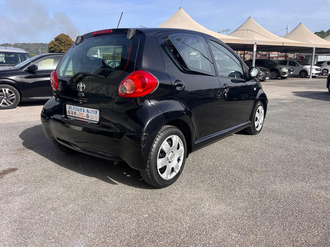 Toyota Aygo 1.0 12V VVT-i 5 porte Sol