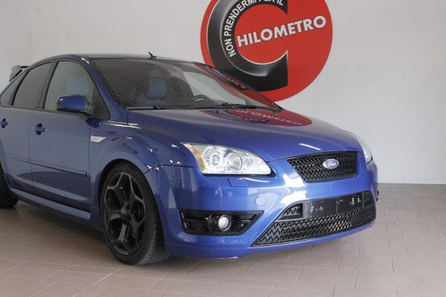 FORD Focus 2.5T (225CV) 20V 5p. ST