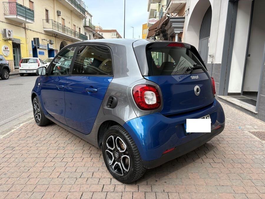 SMART FORFOUR 900 90 PASSION AUTOM CERTIFICAT NUOV