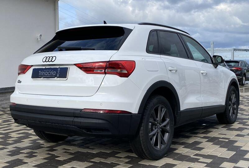Audi Q3 Business 2.0 TDI 150CV S-Tronic 35