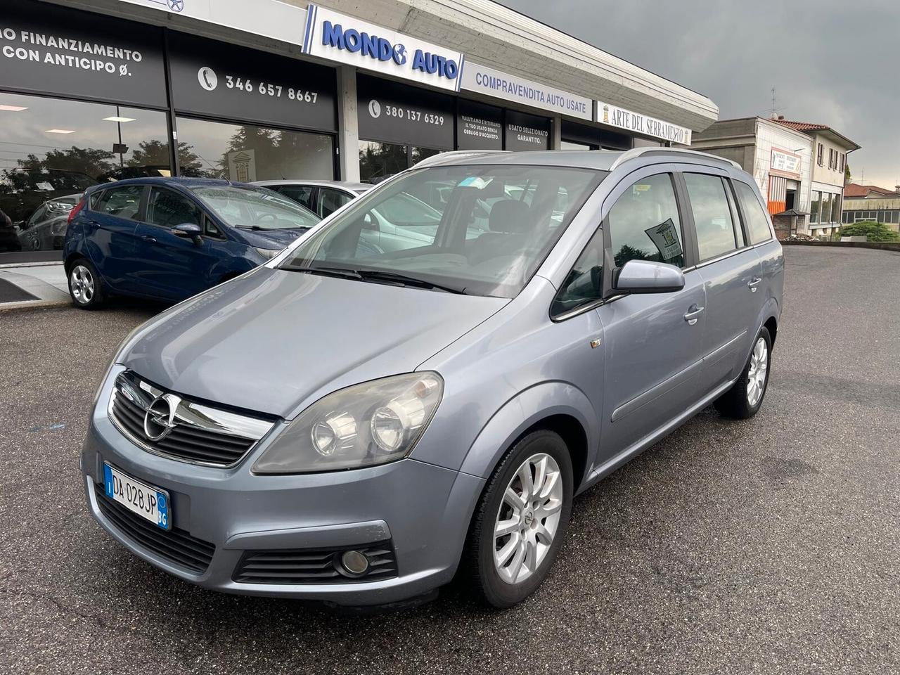 Opel Zafira 1.6 16V Twinport Cosmo