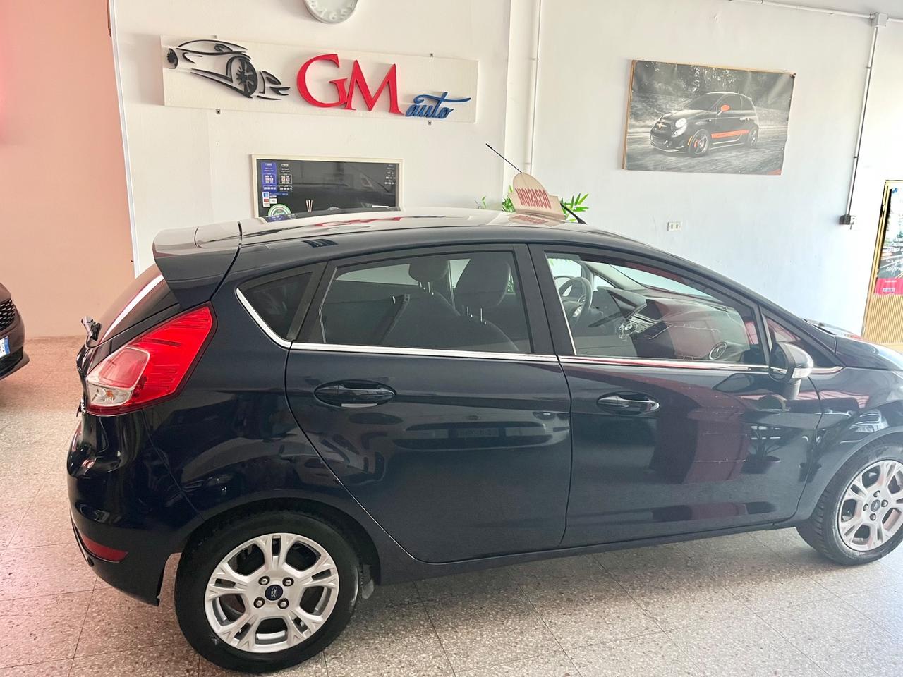 Ford Fiesta 1.5 TDCi 75CV 5 porte Titanium