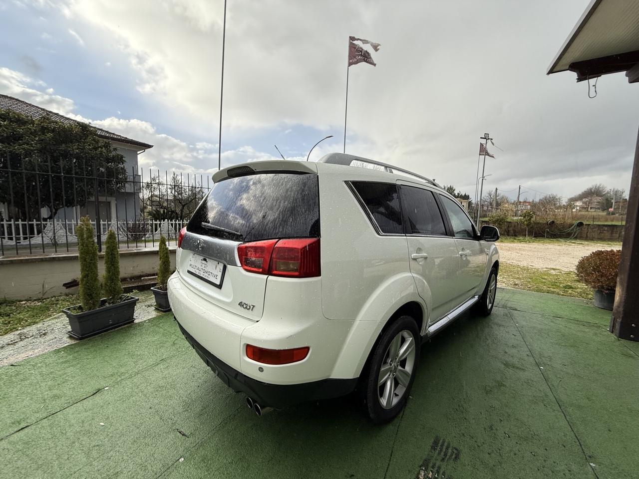 PEUGEOT 4007 2.2 DIESEL