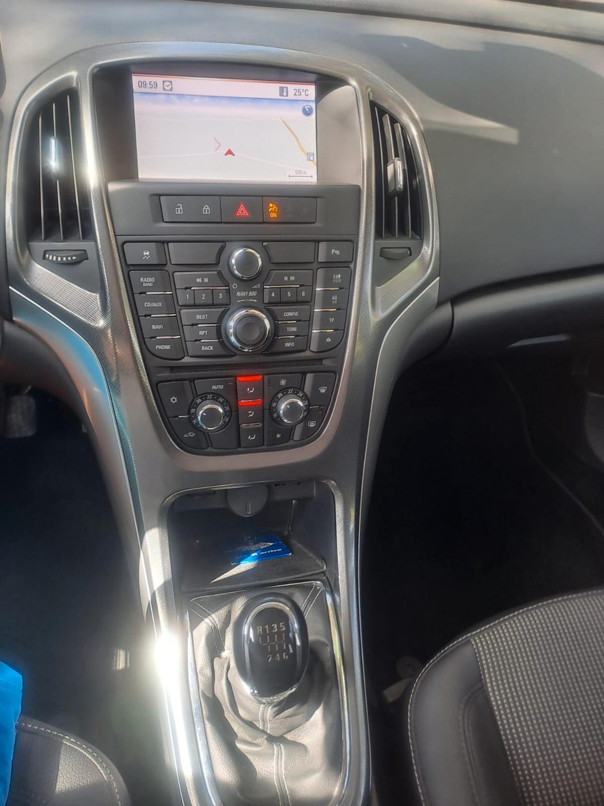 Opel Astra 1.4 Turbo 140CV 5 porte Cosmo km 118mila