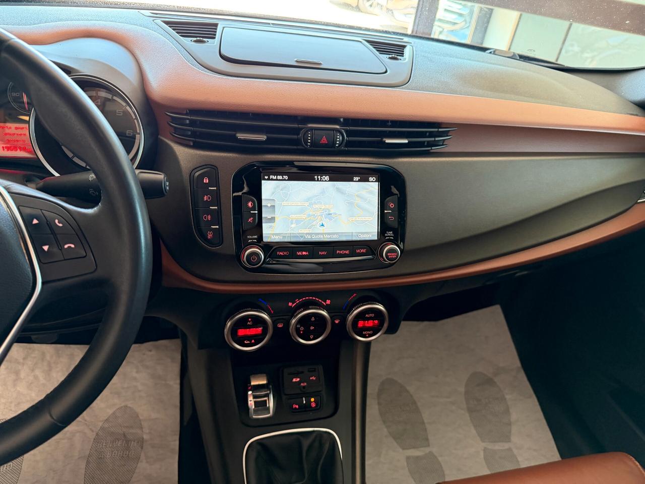 Alfa Romeo Giulietta 2.0 M.JET 150 cv. EXCLUSIVE (Tetto)