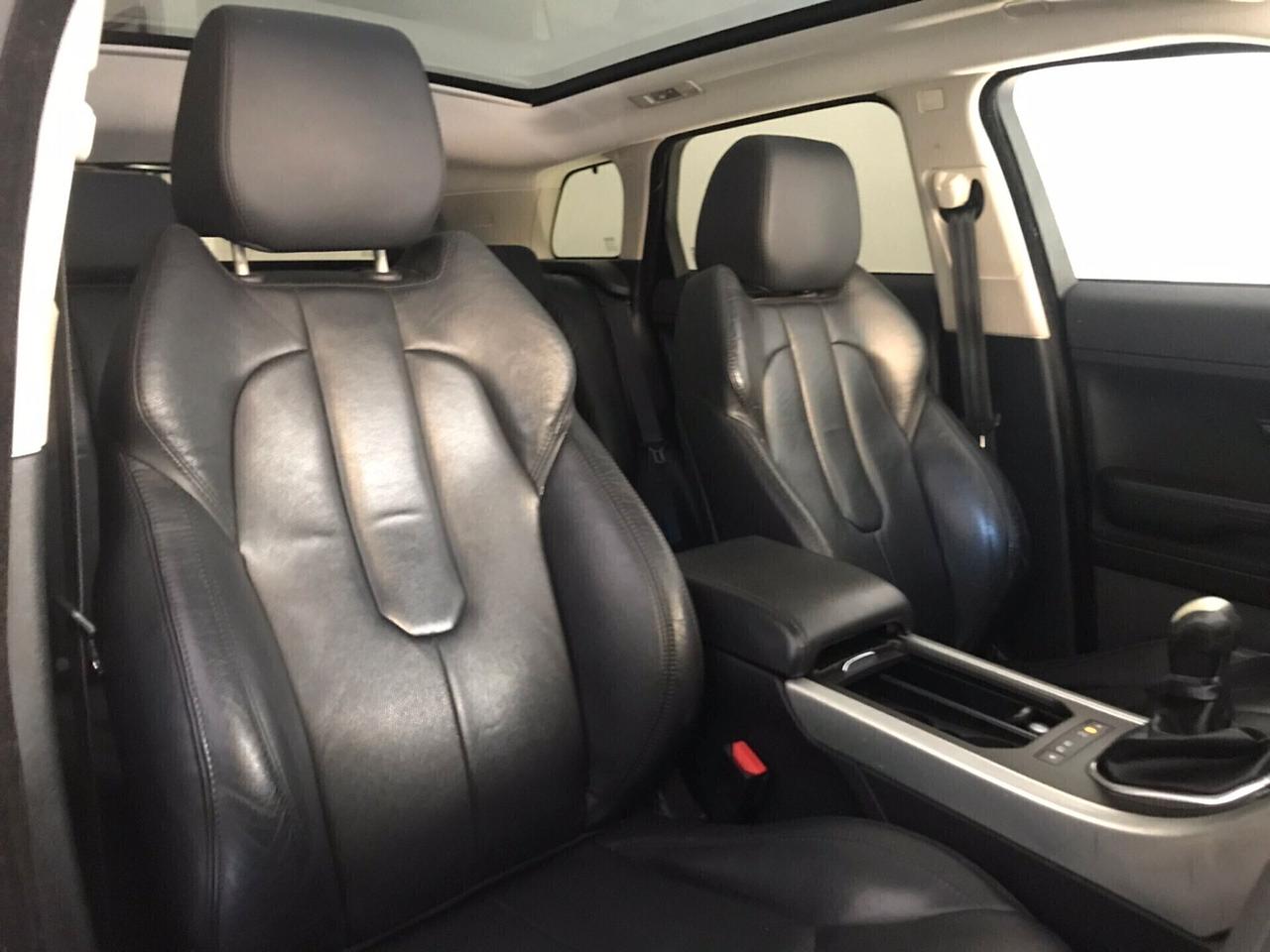 Land Rover Evoque 2.2 TD4 5p. PRESTIGE PANORAMICO