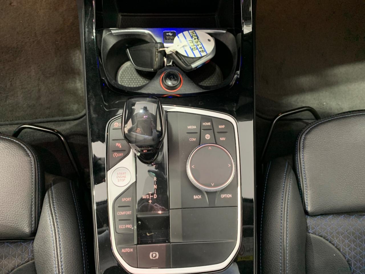 Bmw 118 118d 5p. Msport