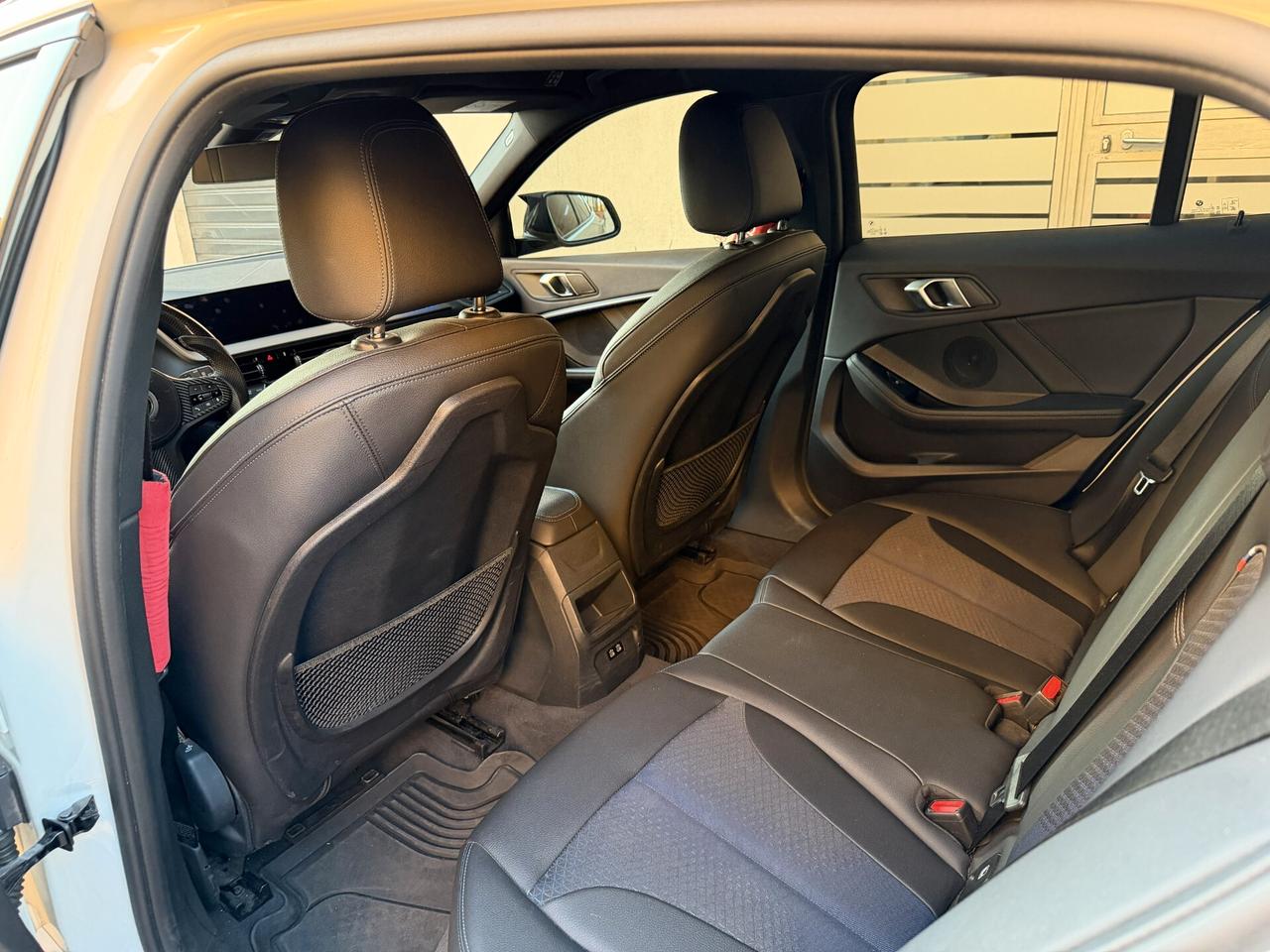 Bmw 116 116d 5p. Msport