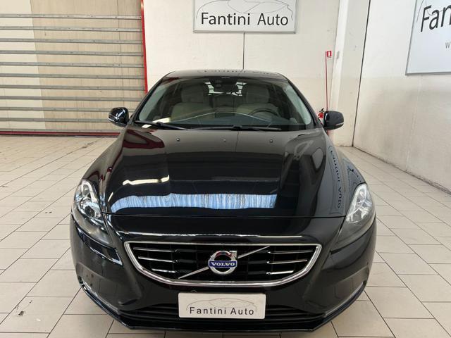 VOLVO V40 D2 1.6 Summum