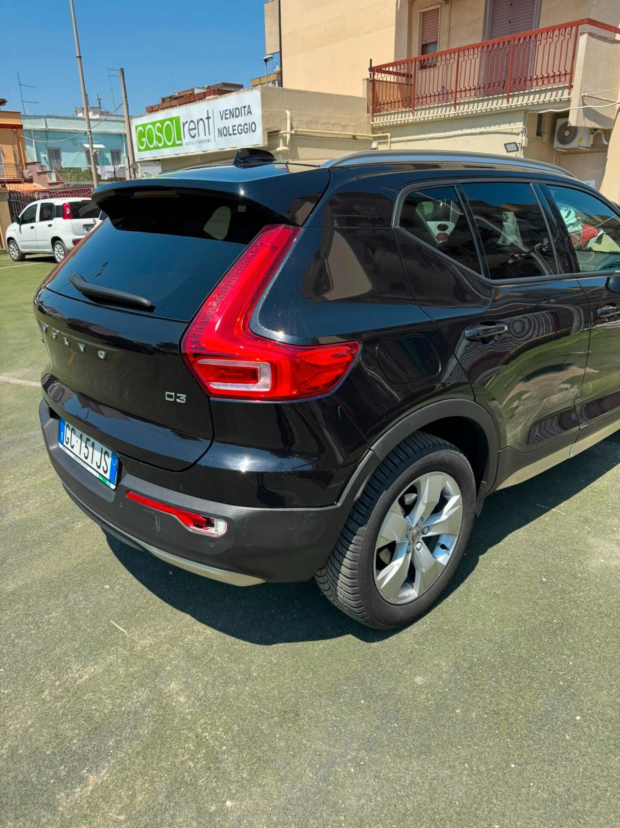 Volvo XC40 D3 Geartronic R-design N1