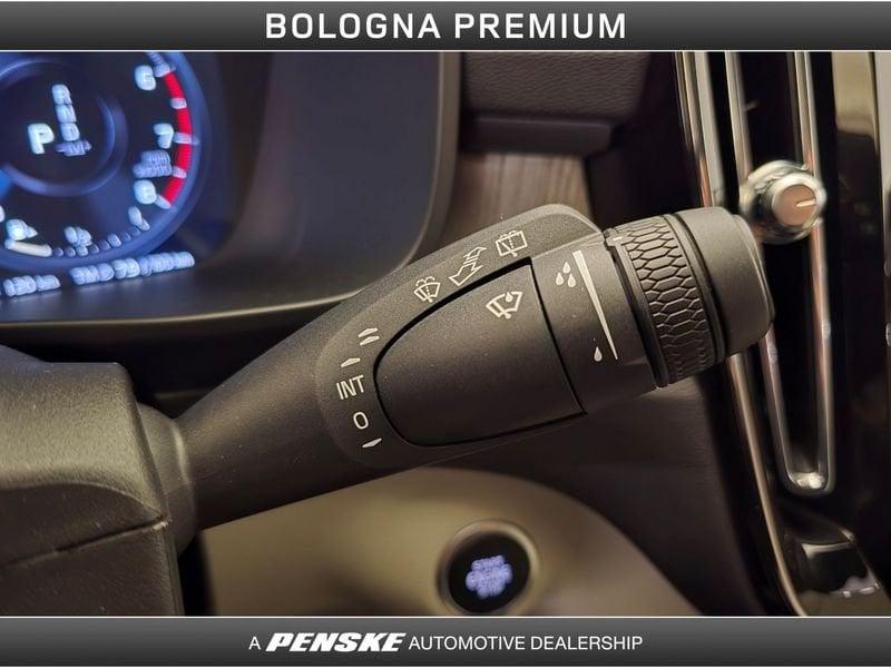 Volvo XC40 XC40 T2 automatico Core