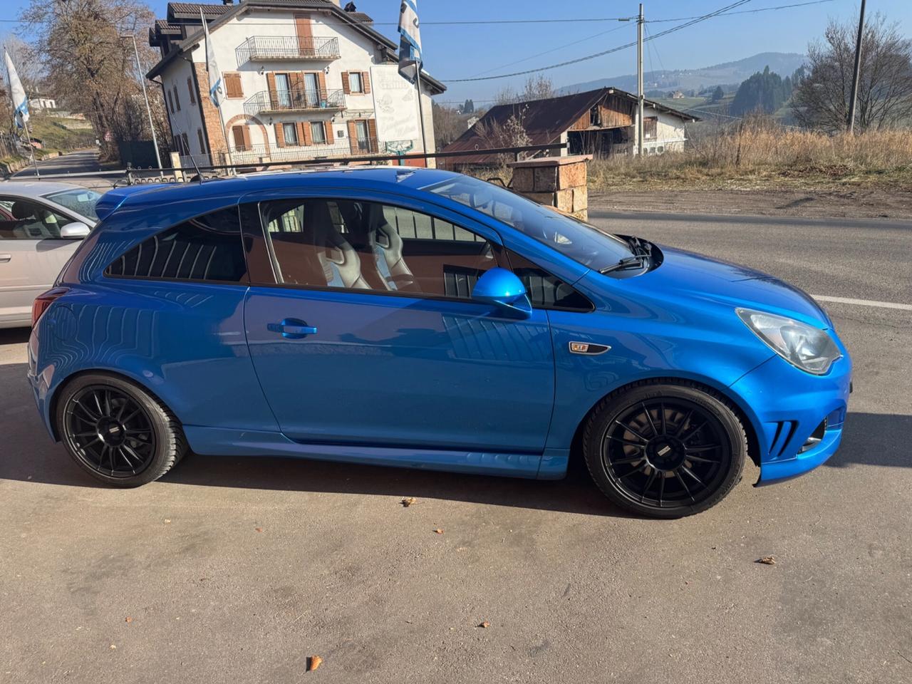 Opel Corsa 1.6 T 192CV 3 porte OPC