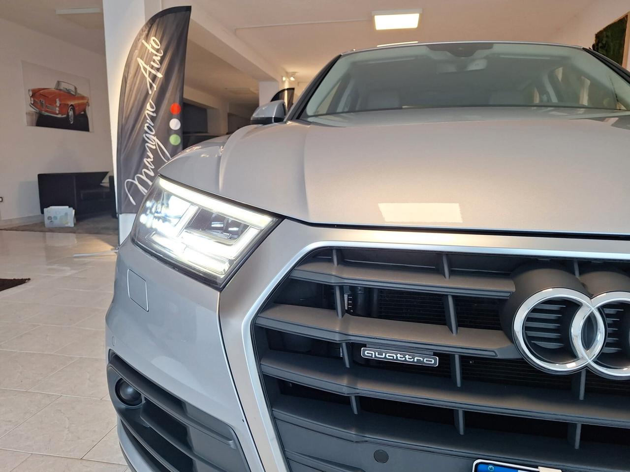 Audi Q5 40 TDI quattro Business Design