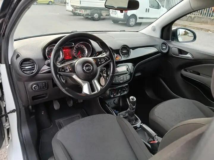 Opel Adam 1.2 70 CV