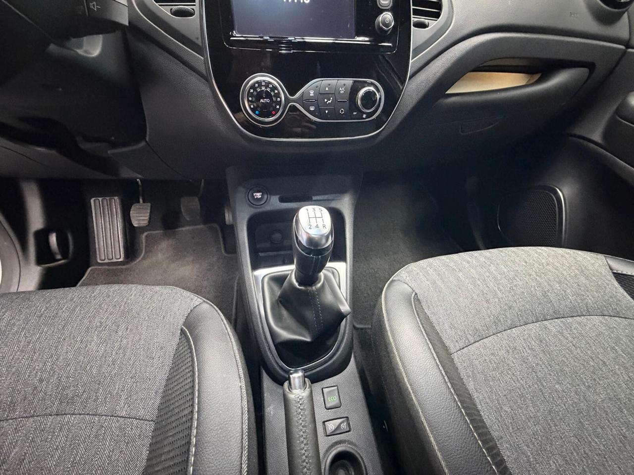 Renault Captur dCi 8V 90 CV EDC Sport Edition