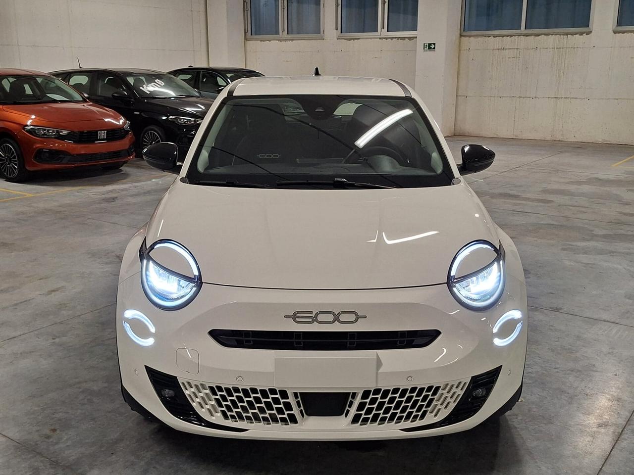 Fiat 600 1200 Turbo mhev Hybrid Icon DCT Km.0