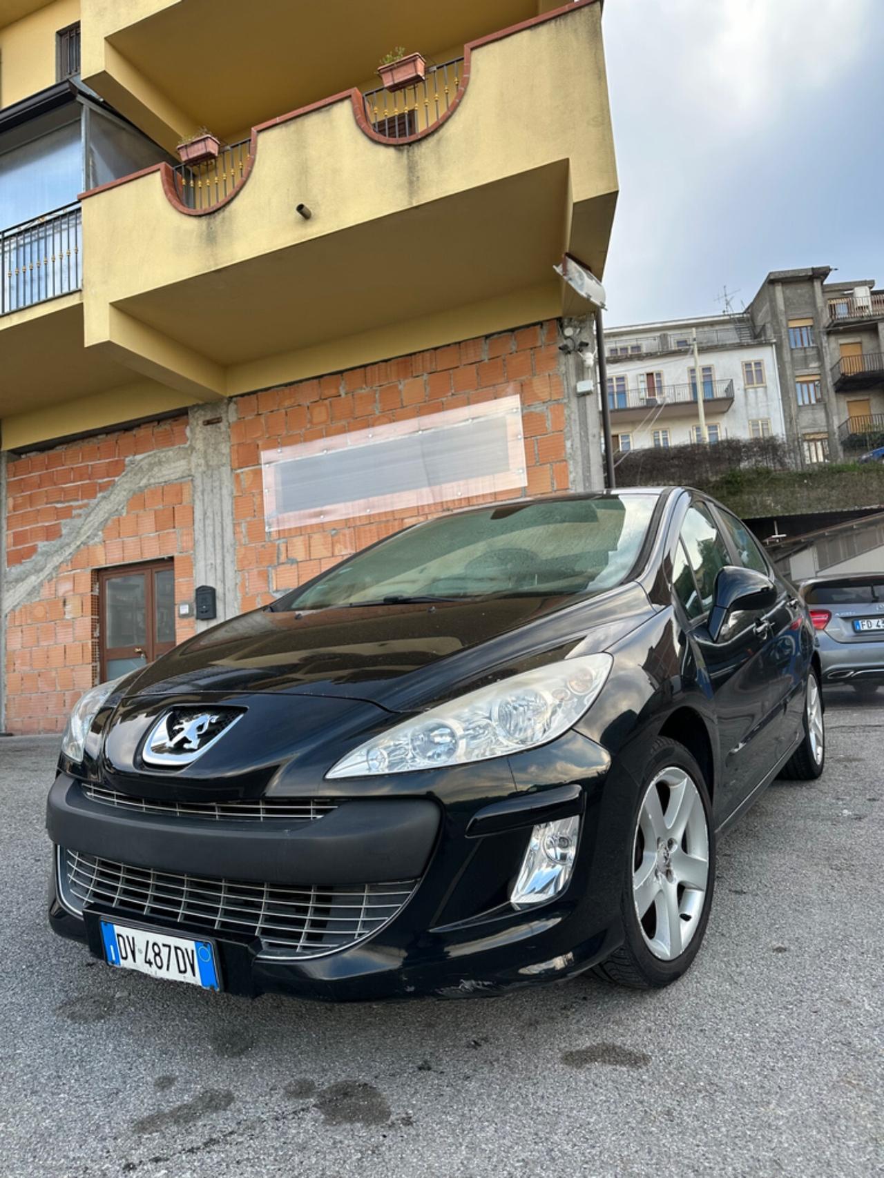 Peugeot 308 1.6 HDi 110CV 5p. Féline (6 Marce)