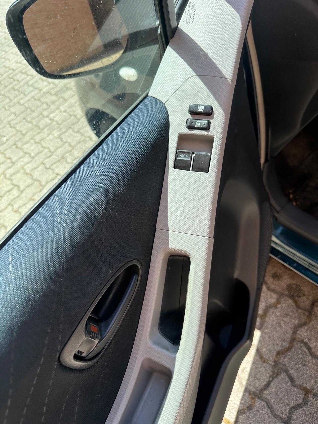 Toyota Yaris 1.4 D-4D 3 porte M-MT Sol