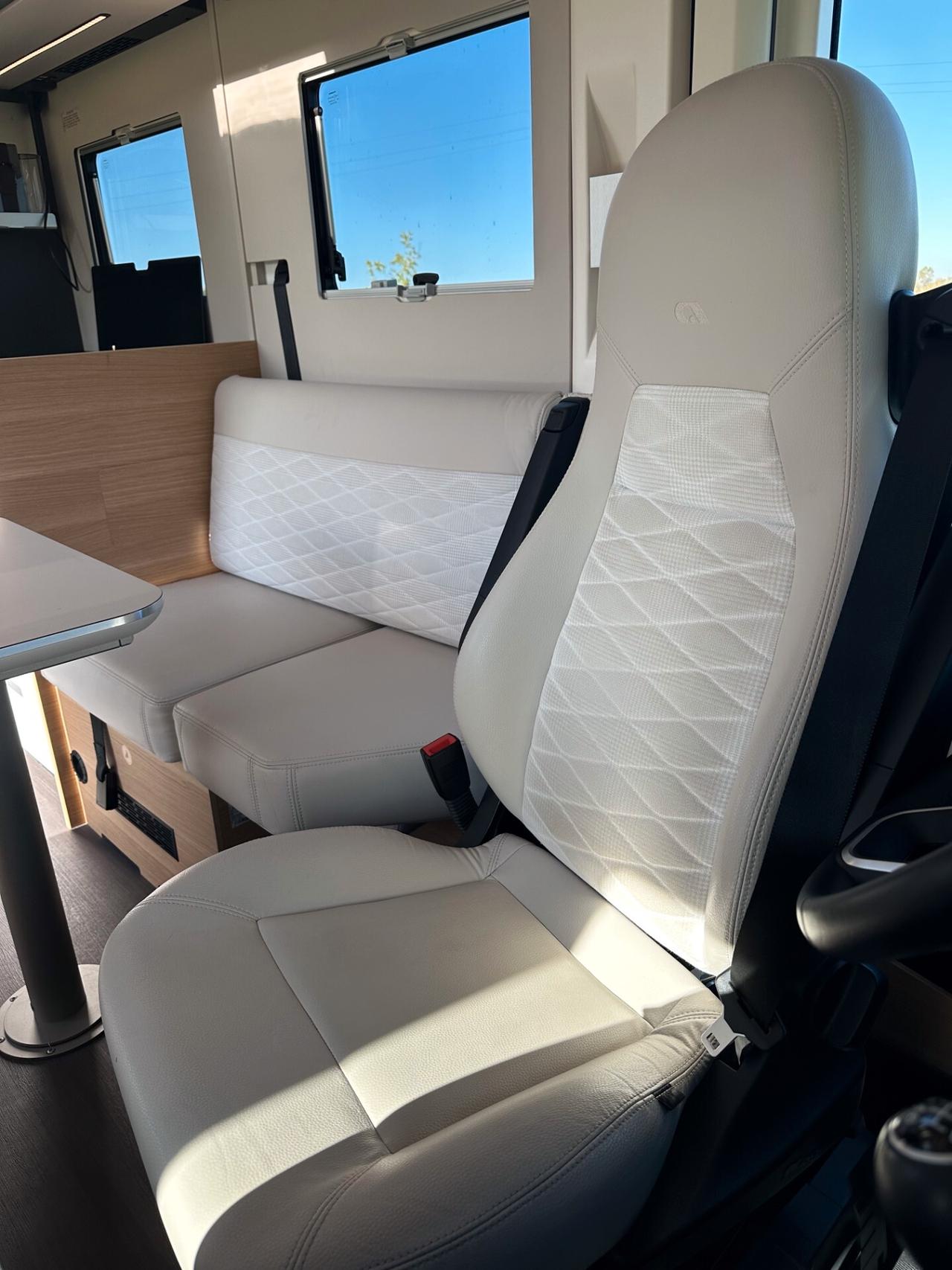 Adria MOTORHOME SONIC 700DL