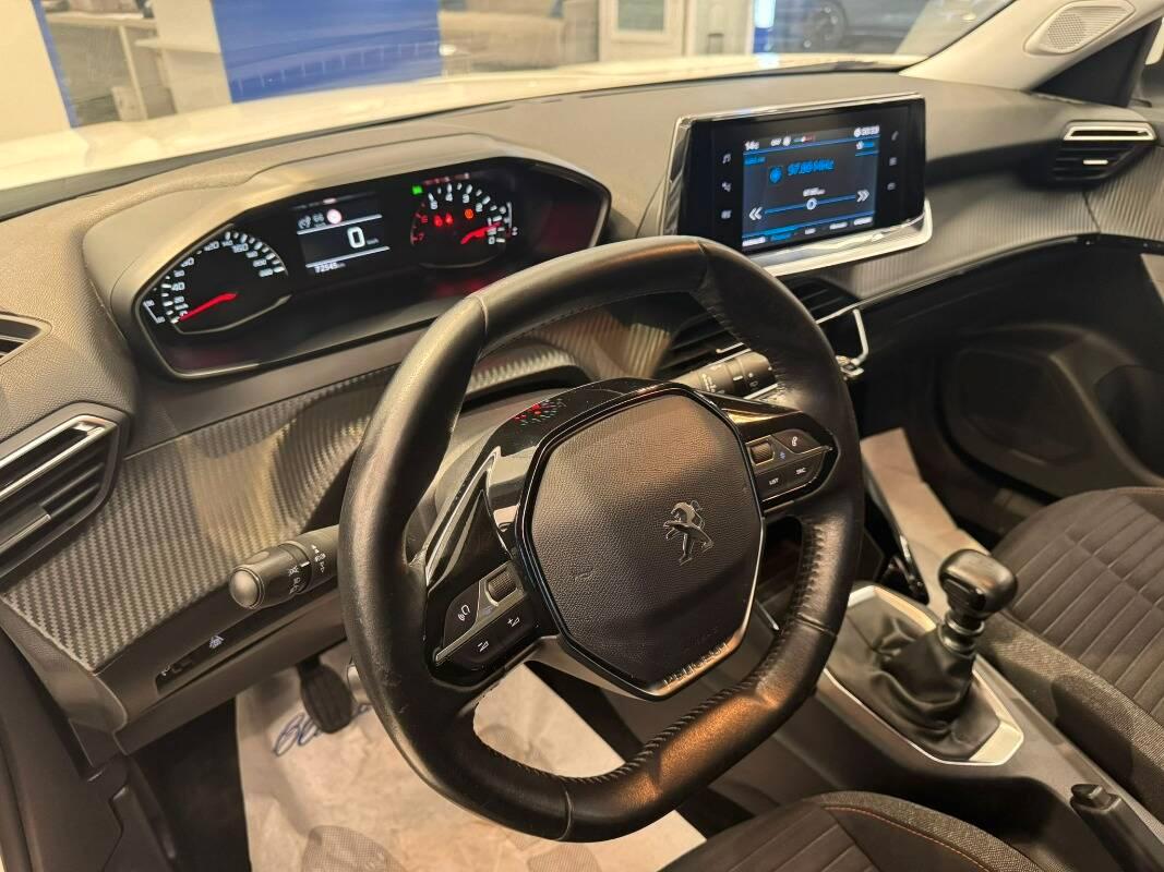 Peugeot 2008 1.2 puretech Allure Pack s&s 100cv