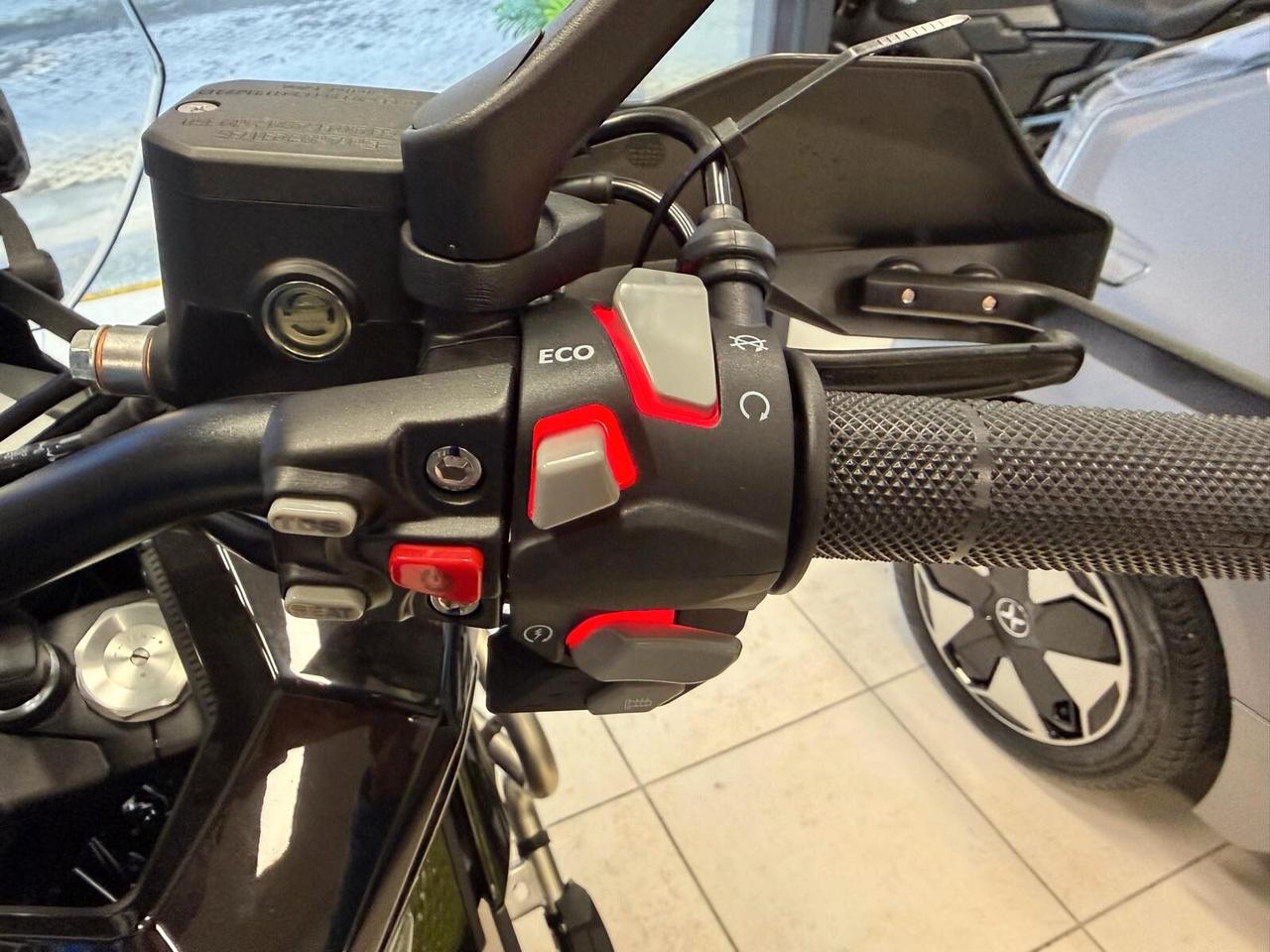 Zontes ZT 368 G VERDE da 70 al mese