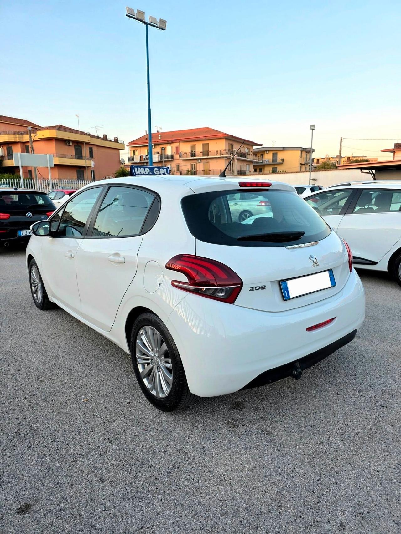 Peugeot 208 1.2 82cv GPL Allure
