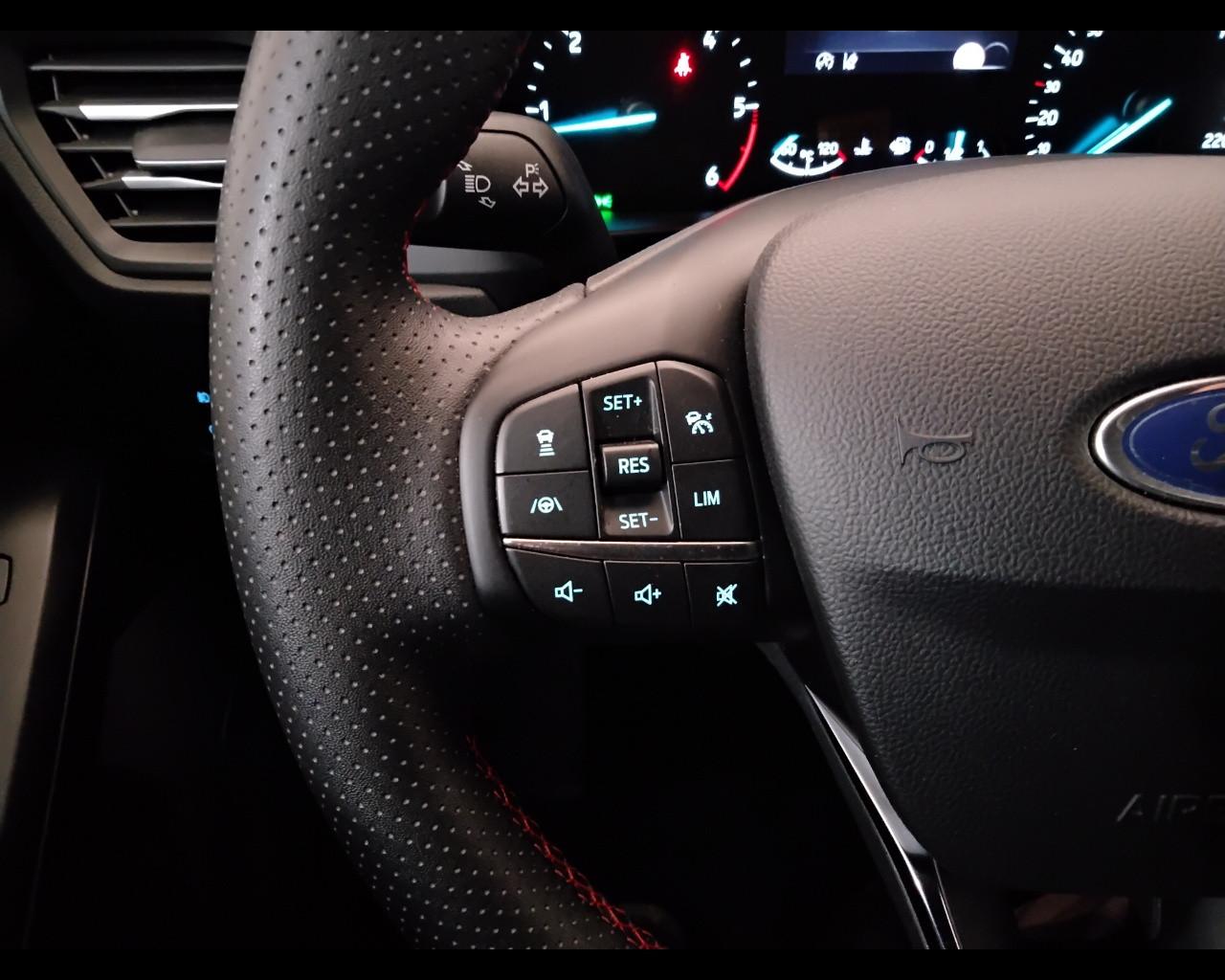 FORD Focus V 2022 - Focus 1.5 ecoblue ST-Line 115cv auto