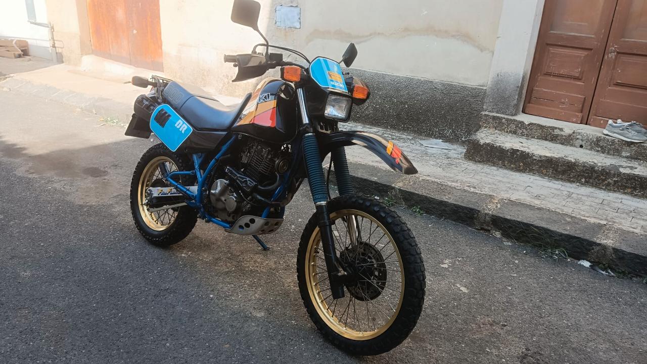 Suzuki DR 600