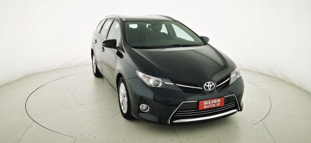 TOYOTA Auris Touring Sports 1.4 D-4D Lounge
