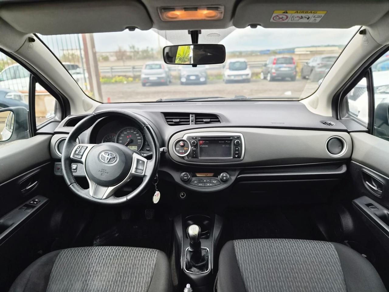 Toyota Yaris 1.3 5 porte Lounge