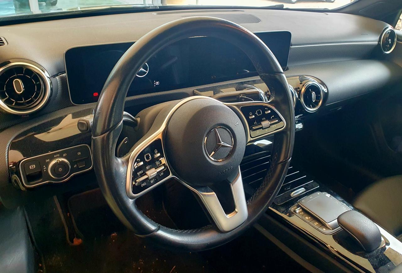 Mercedes-benz A 180 Auto con Navi - 10/2020 - KM. 100.000
