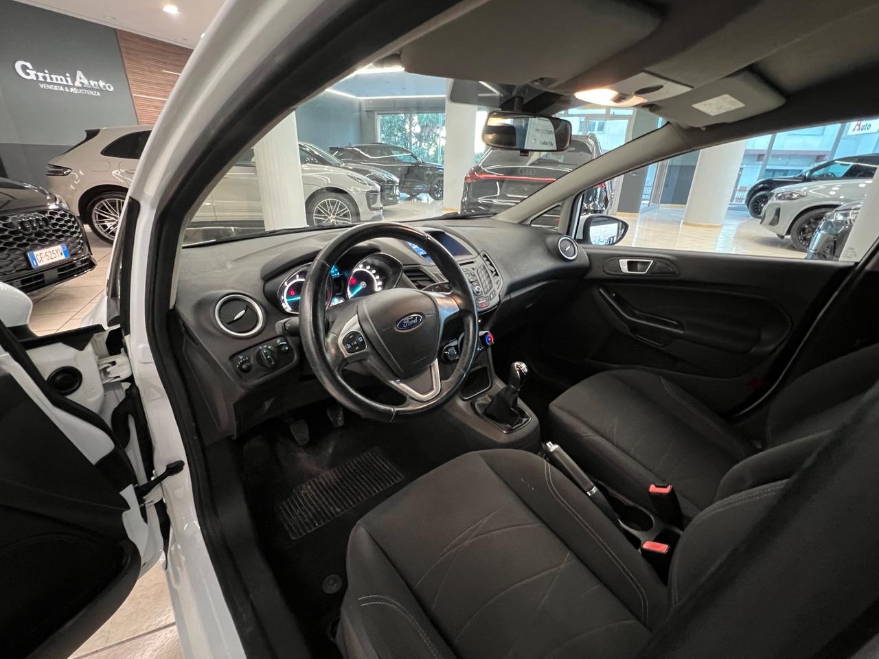 Ford Fiesta 1.5 TDCi 75CV 5 porte ST-Line