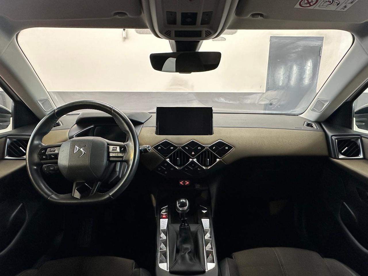 Ds 3 Crossback PureTech 100 Performance Line