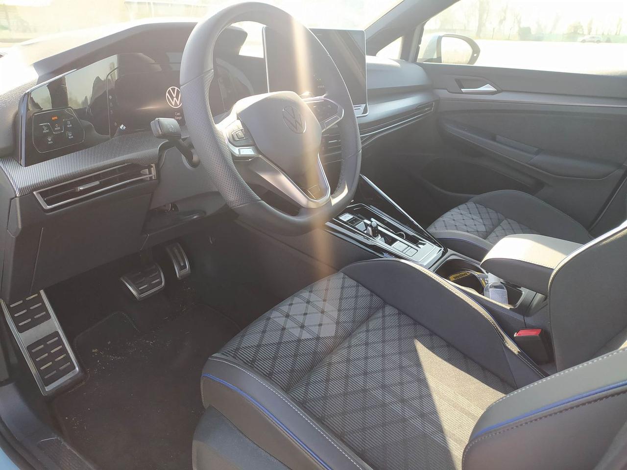 Volkswagen Golf R Line Plus 1.5 150CV eTSI M #9781