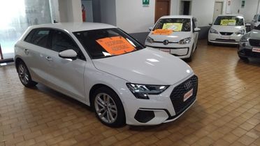 AUDI A3 SPORTBACK 40 TFSI e S tr. Business PLUG IN HYBRID