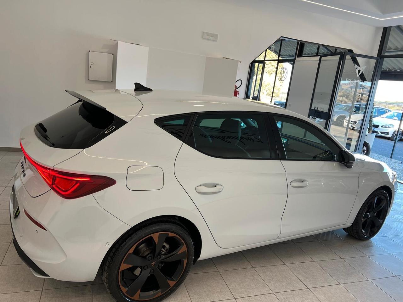 Cupra Leon 1.5 Hybrid 150 CV DSG 2024