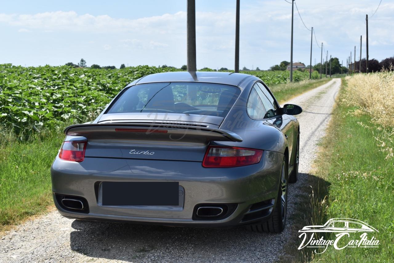 Porsche 911 Turbo