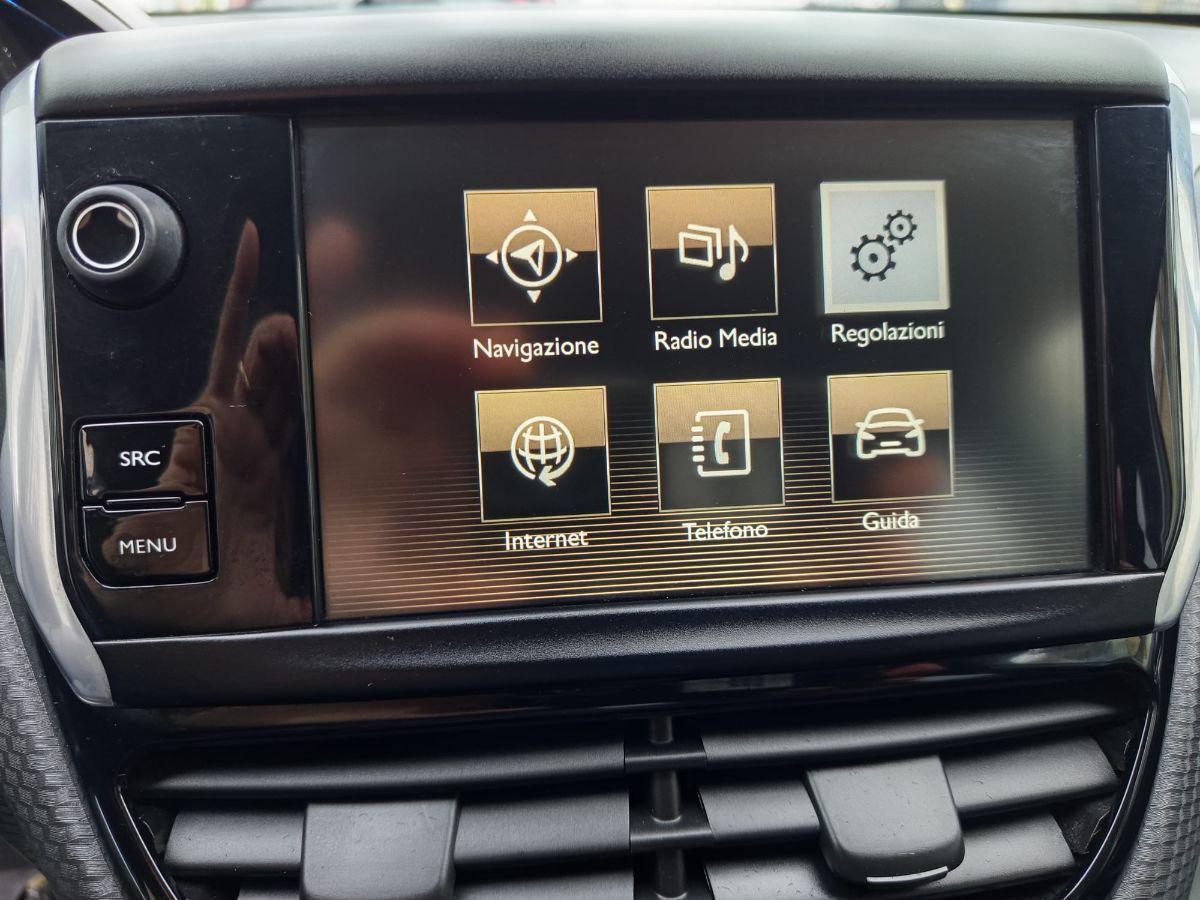 PEUGEOT 2008 BlueHDi 100 Allure - 2016