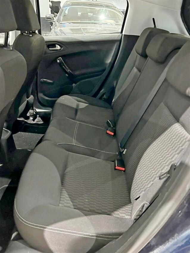 Peugeot 208 PureTech 82 5 porte Active