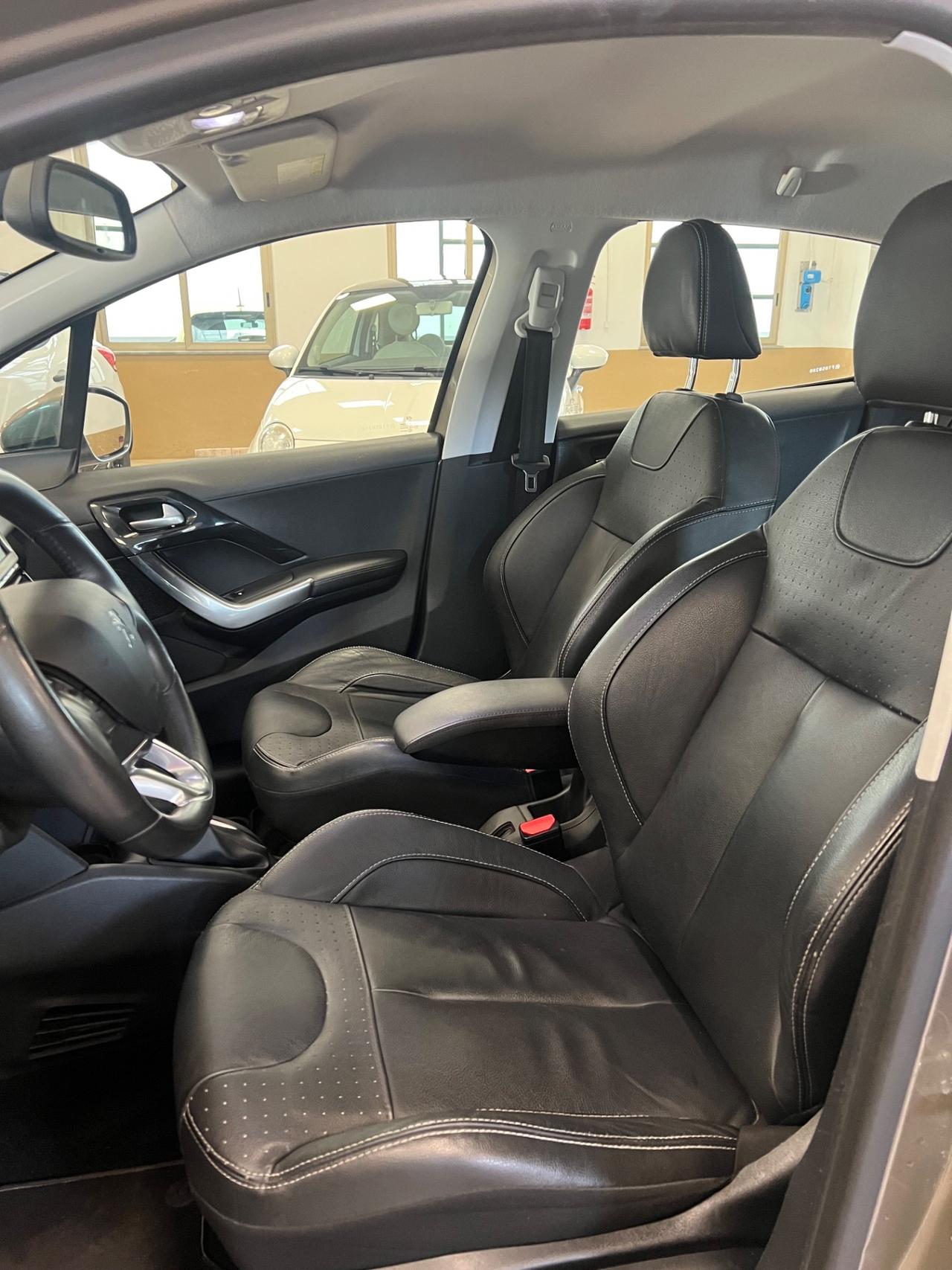 Peugeot 208 1.6 e-HDi 92 CV Stop&Start ETG6 5 porte Allure