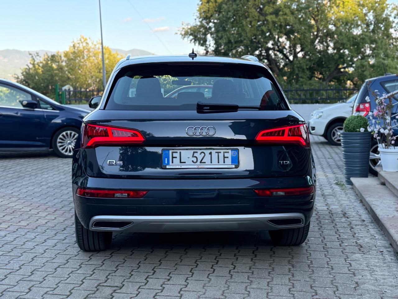 Audi Q5 2.0 TDI 150 CV Business Sport
