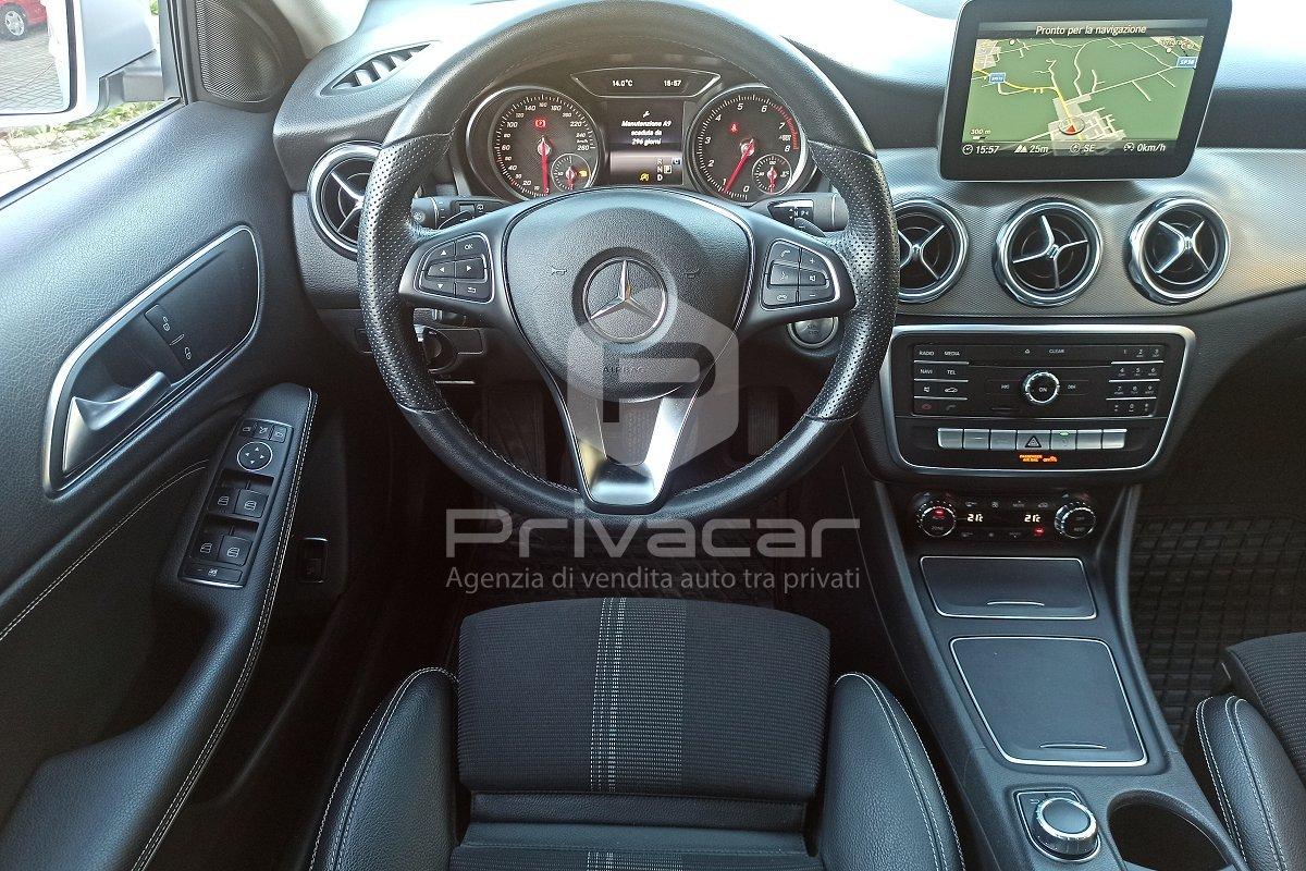 MERCEDES GLA 200 Sport