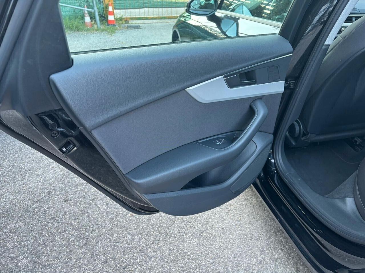 Audi A4 Avant 2.0 TDI 163 CV S tronic Ibrida