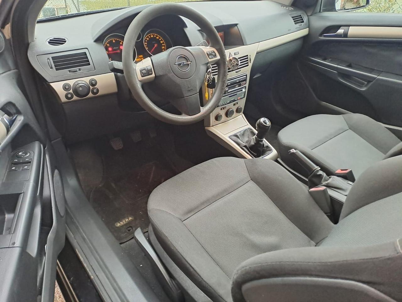 Opel Astra GTC 1.3 CDTI 3 porte Enjoy