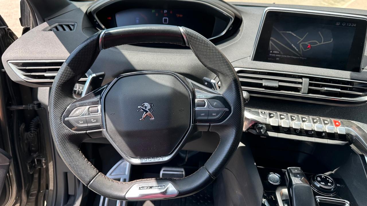 Peugeot 3008 BlueHDi 130 S&S GT Line leggermente incidentata