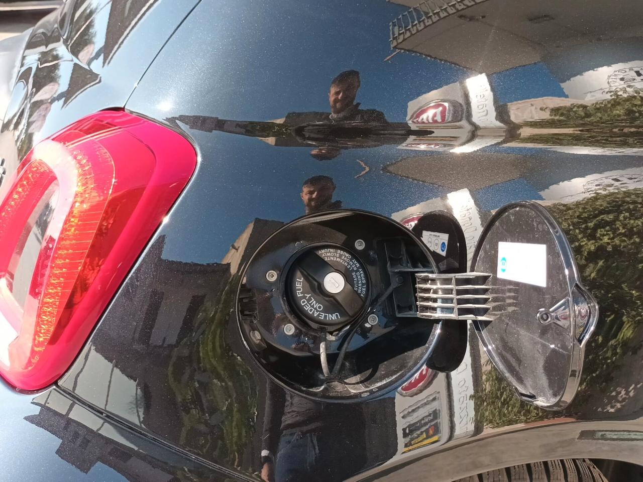 Abarth 695 Cabrio 1.4 Turbo T-Jet 180 CV Auto