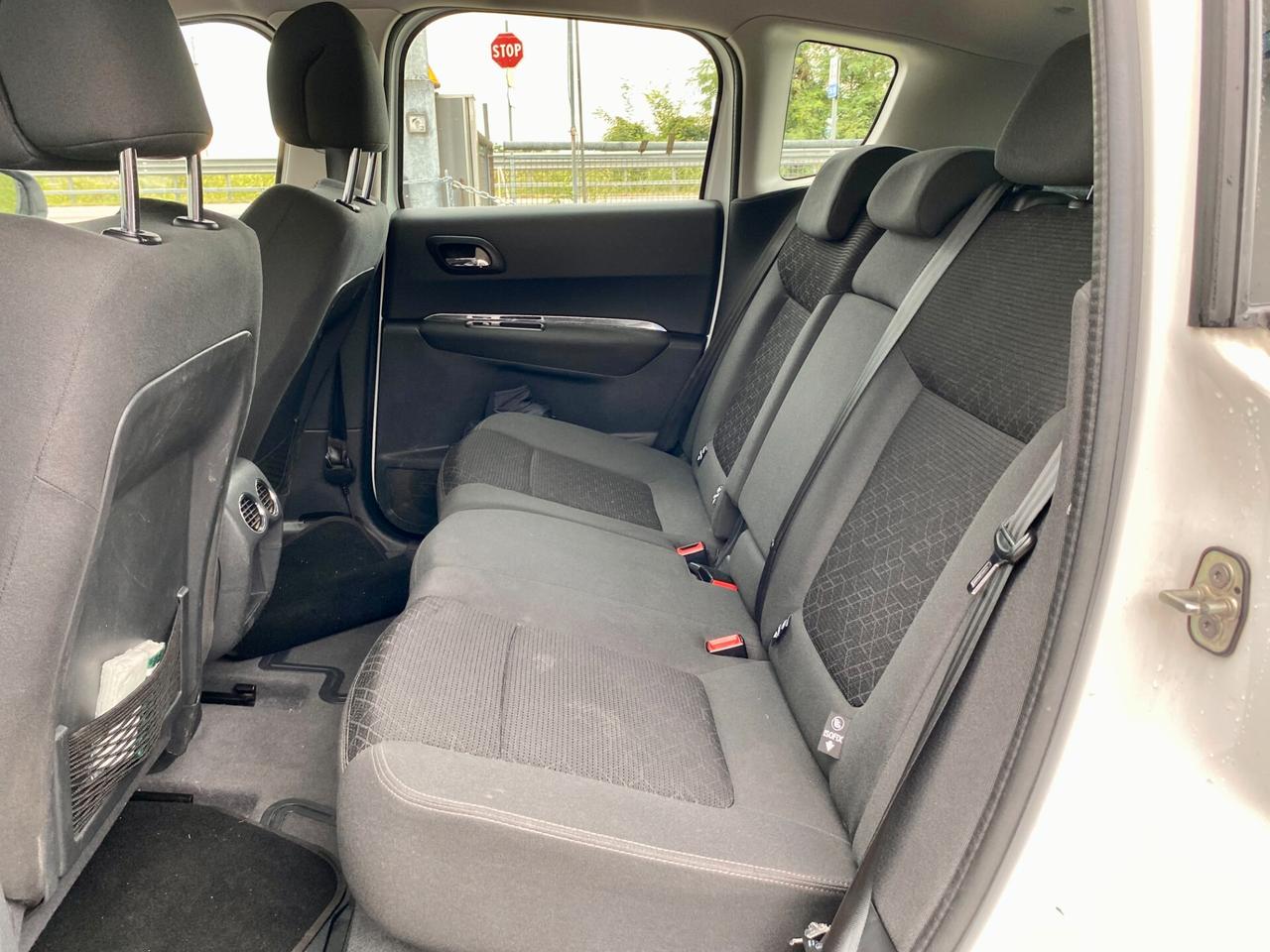 Peugeot 3008 1.6 hdi 8v Active 115cv fap FL UNICO PROPRIETARIO