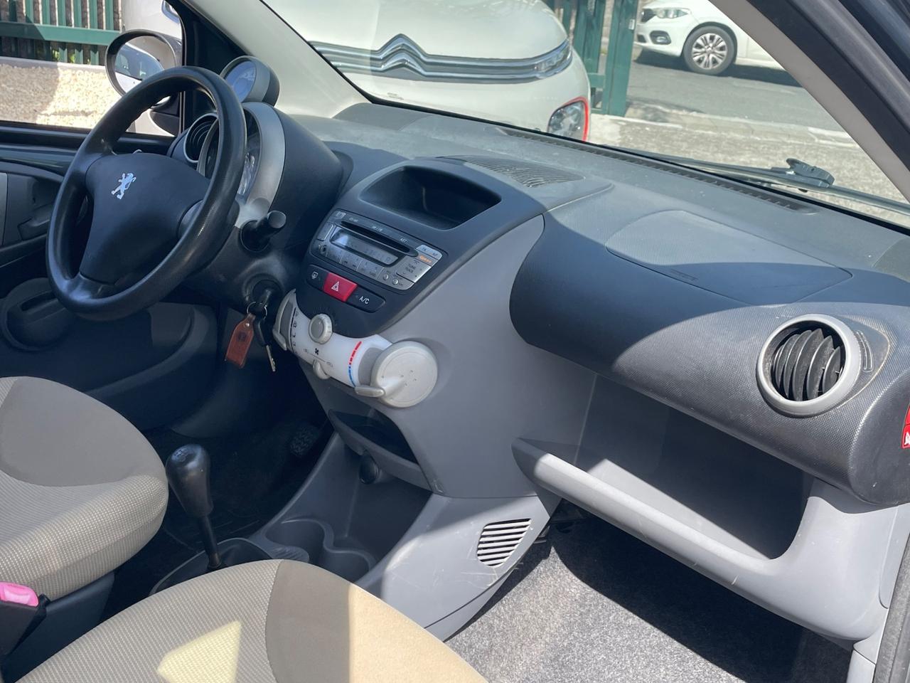 Peugeot 107 1.0 68CV 5p. Sweet Years